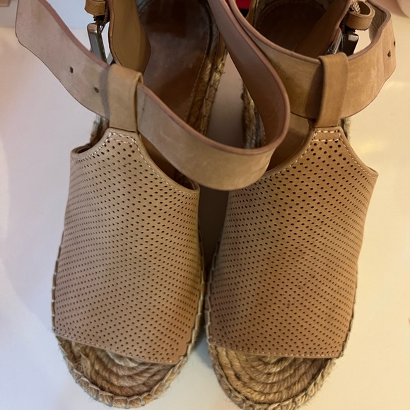 Marc Fisher Wedges - Picture 3 of 6